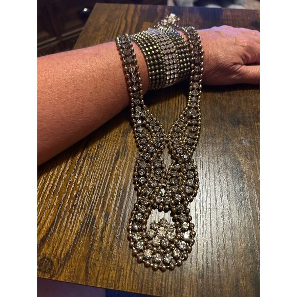 Cache Elegant rhinestone necklace with stretchy bracelet - Picture 8 of 10